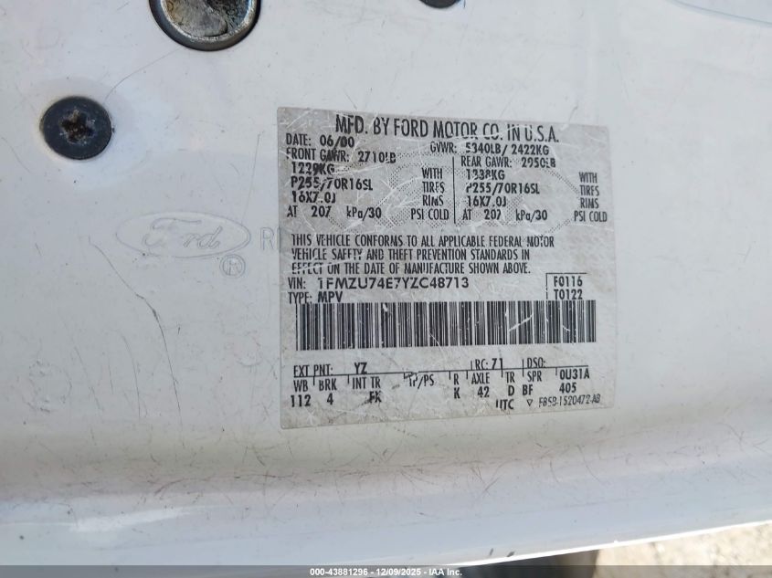 2000 Ford Explorer Eddie Bauer VIN: 1FMZU74E7YZC48713 Lot: 43881296