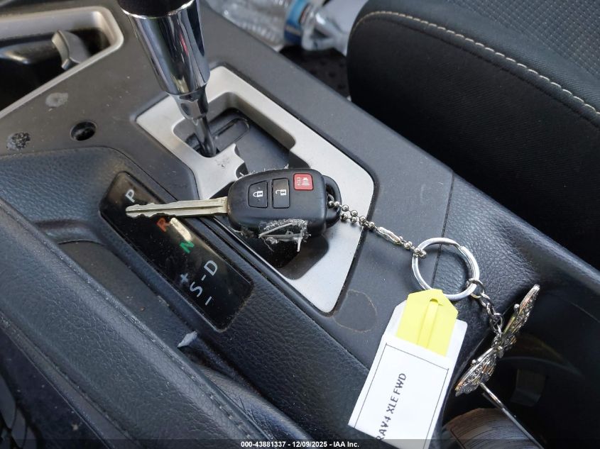 2018 Toyota Rav4 Xle VIN: 2T3WFREV4JW477870 Lot: 43881337