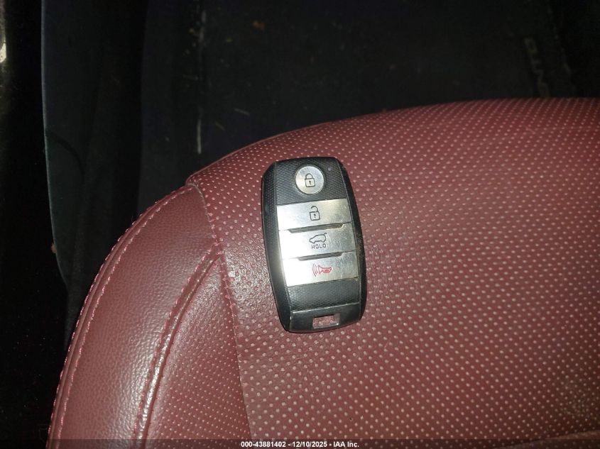 2018 Kia Sorento 3.3L Sx VIN: 5XYPKDA58JG412236 Lot: 43881402