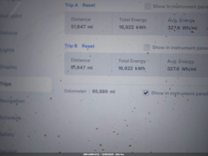 2018 Tesla Model S 100D/75D/P100D VIN: 5YJSA1E22JF282960 Lot: 43881412