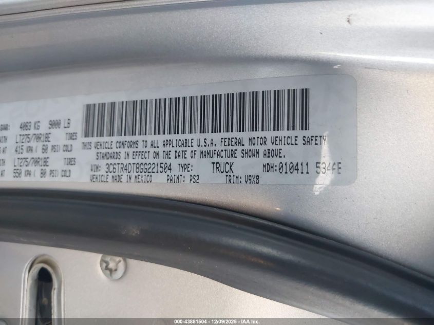 2016 Ram 2500 Slt VIN: 3C6TR4DT8GG221504 Lot: 43881504