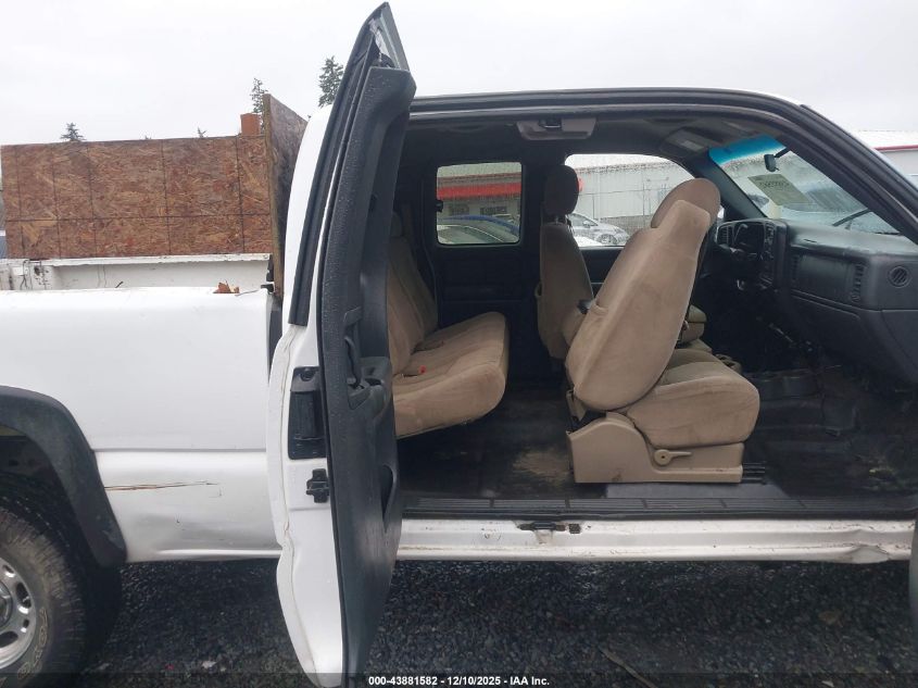 2001 Chevrolet Silverado 2500Hd VIN: 1GCHC29U51E229600 Lot: 43881582