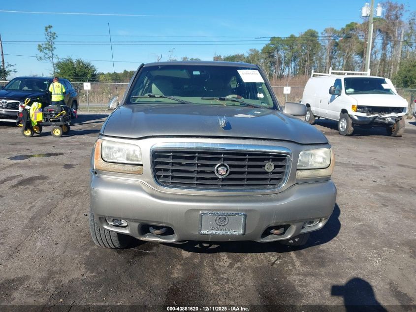 2000 Cadillac Escalade Standard VIN: 1GYEK63R1YR203185 Lot: 43881620