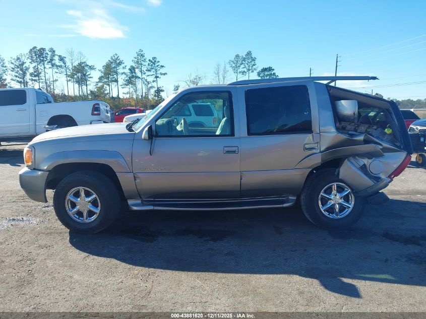 2000 Cadillac Escalade Standard VIN: 1GYEK63R1YR203185 Lot: 43881620