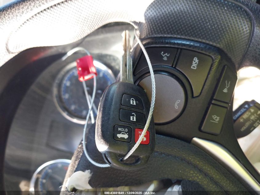 2017 Toyota Corolla Le VIN: 5YFBURHE5HP724804 Lot: 43881649