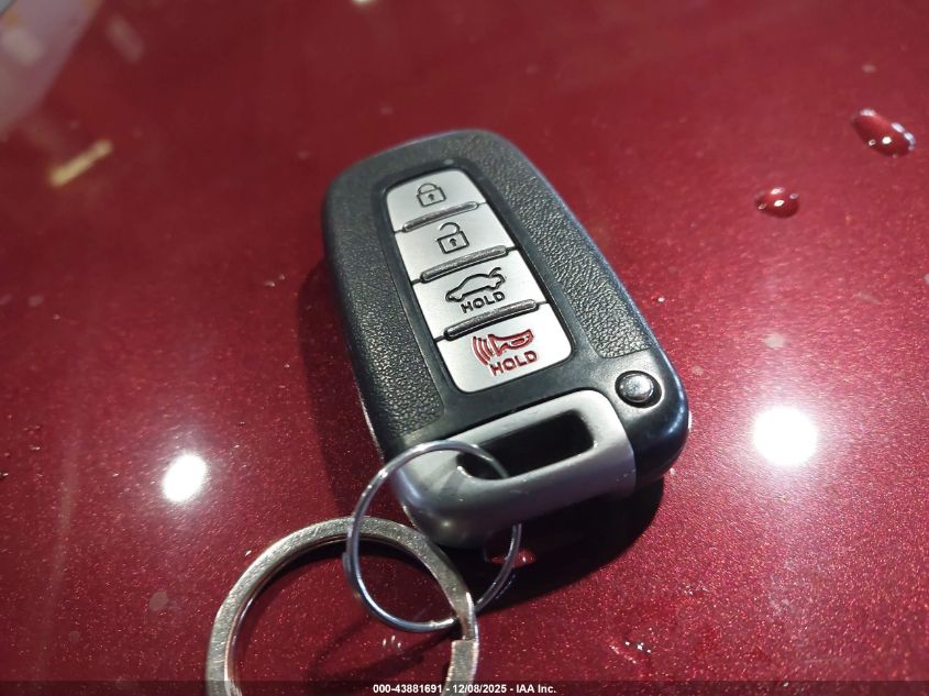 2012 Hyundai Genesis 3.8 VIN: KMHGC4DDXCU189601 Lot: 43881691