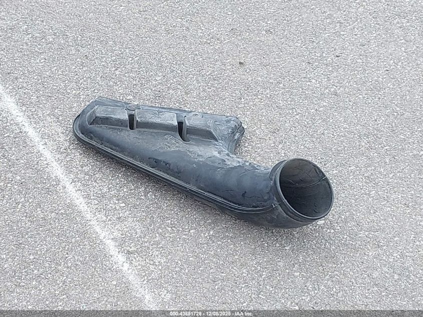 2012 Honda Pilot Lx VIN: 5FNYF4H23CB022613 Lot: 43881728