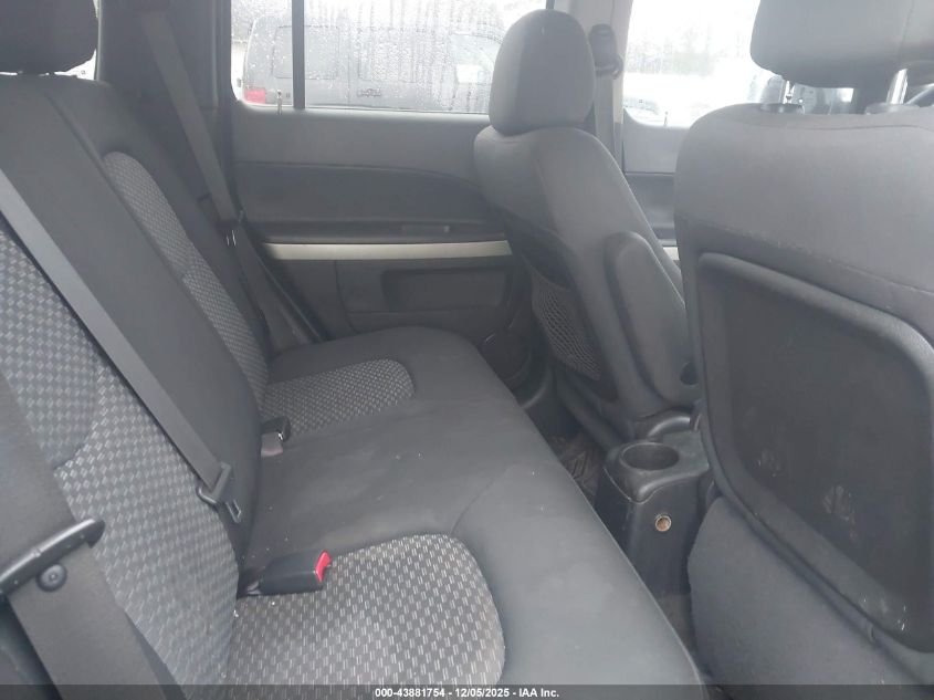 2008 Chevrolet Hhr Lt VIN: 3GNDA23D18S610591 Lot: 43881754