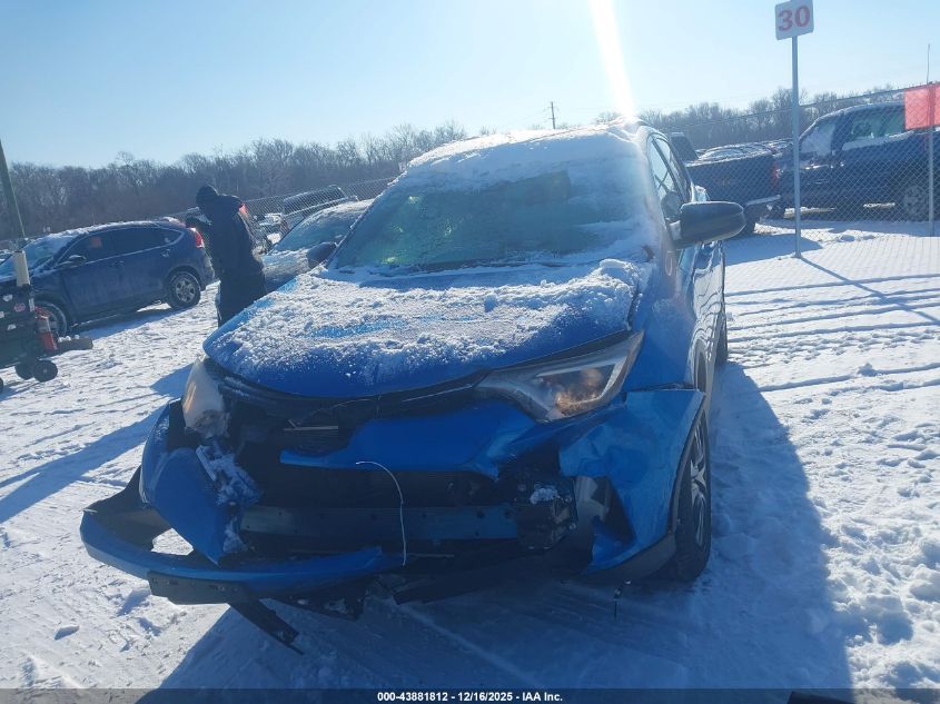 2017 Toyota Rav4 Le VIN: JTMBFREV0HJ146856 Lot: 43881812