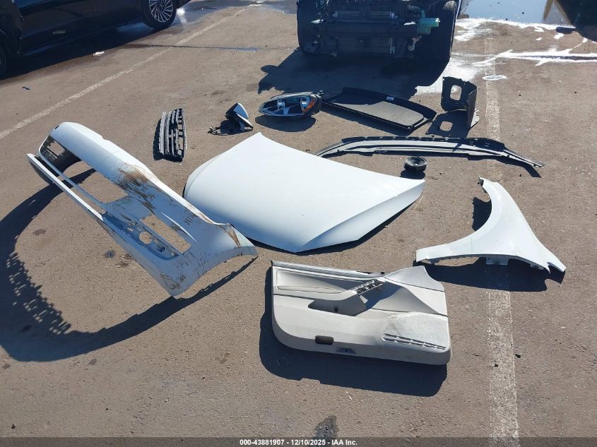 2017 Volkswagen Golf Tsi S 4-Door/Tsi Se 4-Door/Tsi Sel 4-Door/Tsi Wolfsburg Edition 4-Door VIN: 3VW217AU2HM064692 Lot: 43881907