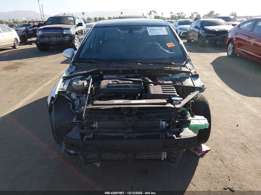 2017 Volkswagen Golf Tsi S 4-Door/Tsi Se 4-Door/Tsi Sel 4-Door/Tsi Wolfsburg Edition 4-Door VIN: 3VW217AU2HM064692 Lot: 43881907