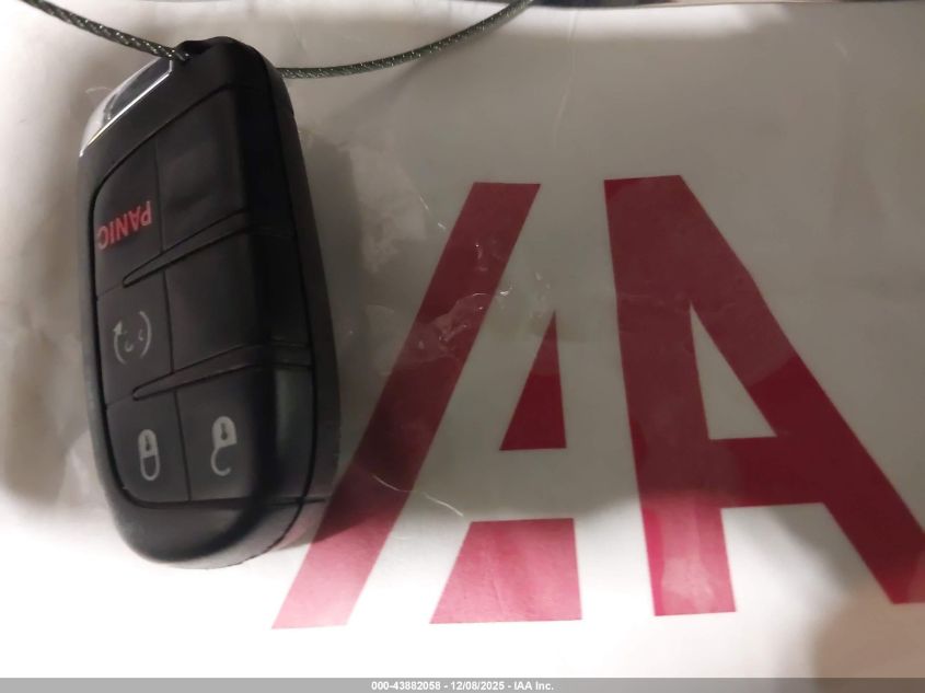 2017 Jeep Renegade Latitude 4X4 VIN: ZACCJBBB7HPG57081 Lot: 43882058