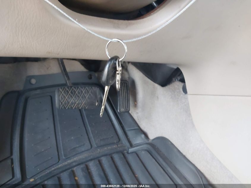 2008 Toyota Corolla Ce VIN: 1NXBR32E88Z991621 Lot: 43882128