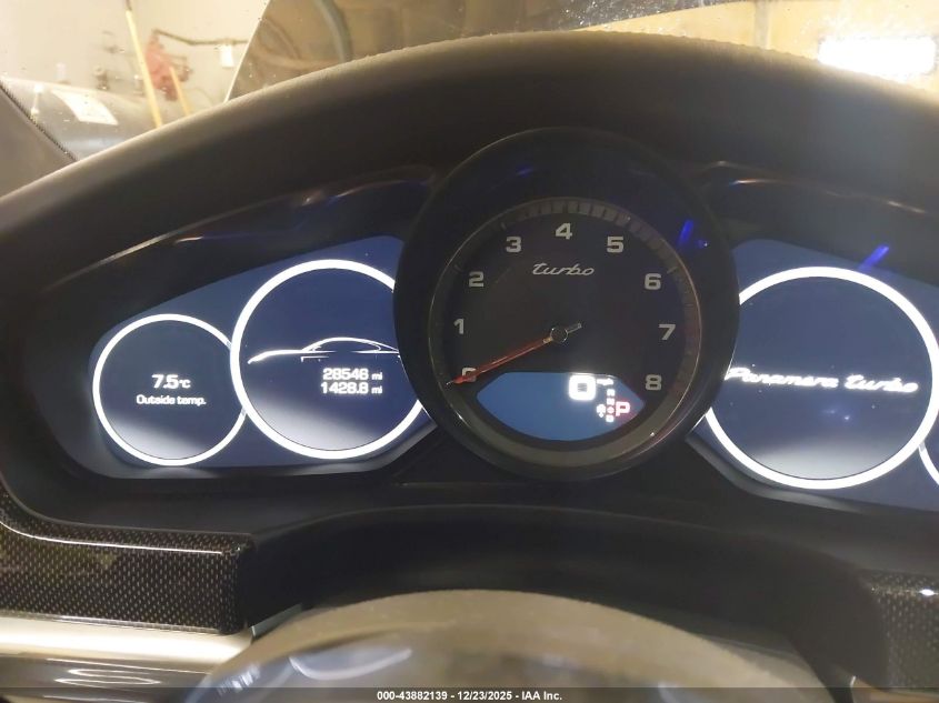 2017 Porsche Panamera - WP0AF2A78HL151771