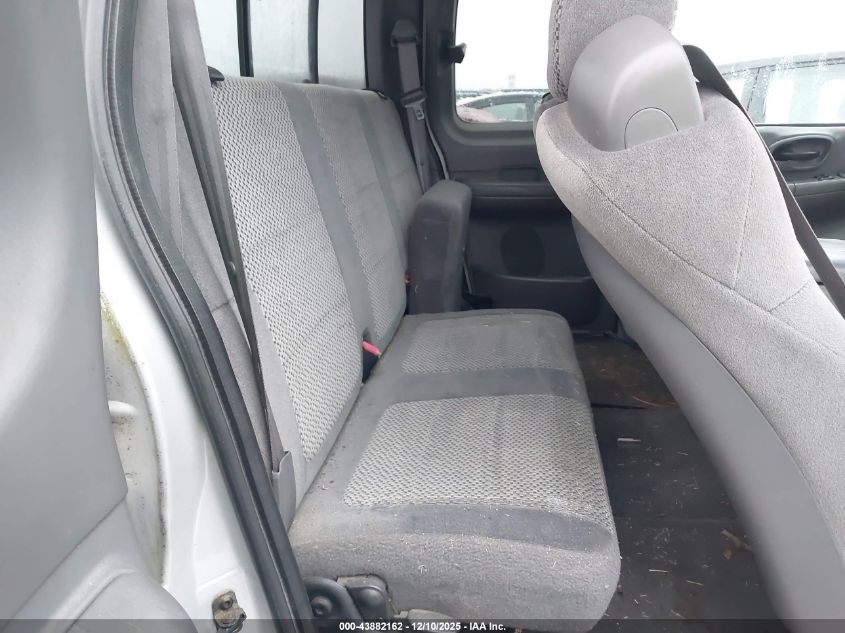 2002 Ford F-150 Lariat/Xl/Xlt VIN: 1FTRX18L92NA00690 Lot: 43882162