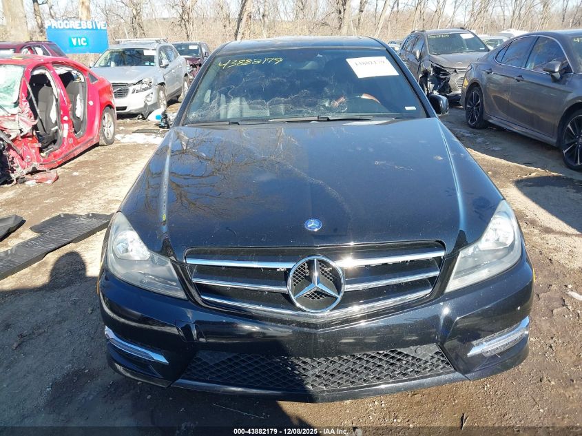 2014 Mercedes-Benz C 300 Sport 4Matic VIN: WDDGF8AB8ER302432 Lot: 43882179