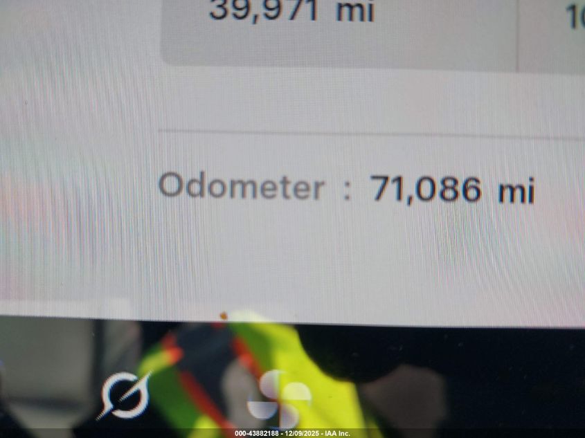 2022 Tesla Model Y Long Range Dual Motor All-Wheel Drive VIN: 7SAYGAEE8NF523903 Lot: 43882188