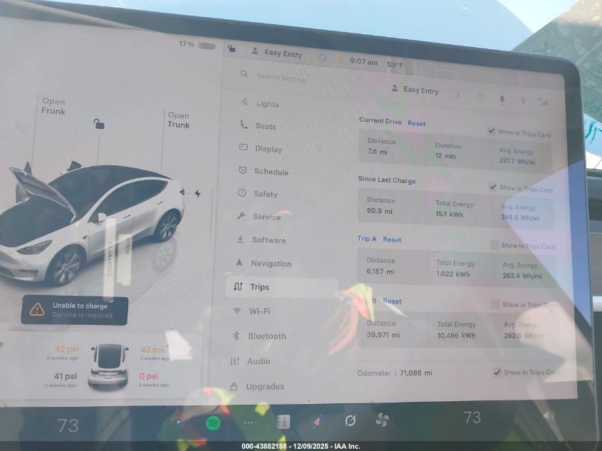 2022 Tesla Model Y Long Range Dual Motor All-Wheel Drive VIN: 7SAYGAEE8NF523903 Lot: 43882188