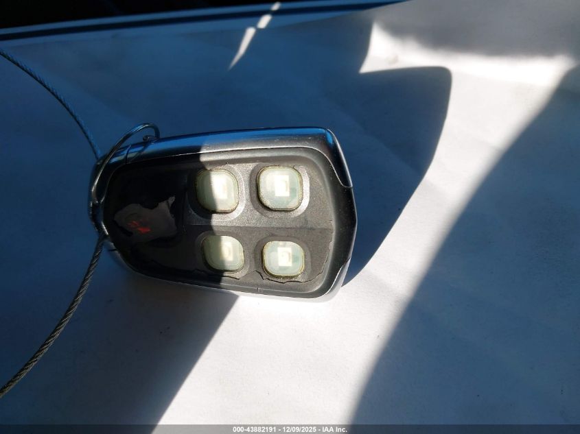 2017 Cadillac Xt5 Luxury VIN: 1GYKNBRS4HZ136157 Lot: 43882191