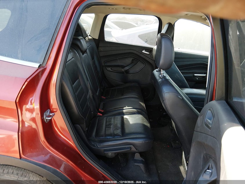 1FMCU9J90KUA81186 2019 FORD ESCAPE photo no. 8