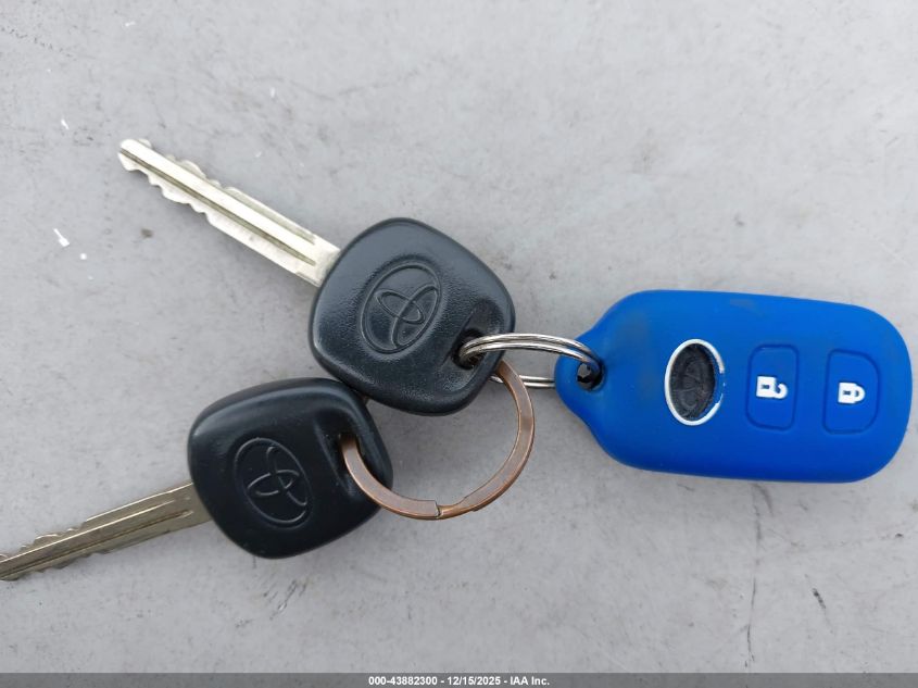 2004 Toyota Highlander Limited V6/V6 VIN: JTEGP21A940024876 Lot: 43882300