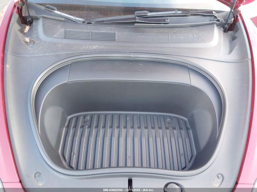 2024 Tesla Model 3 Long Range Dual Motor All-Wheel Drive VIN: 5YJ3E1EB5RF821303 Lot: 43882354