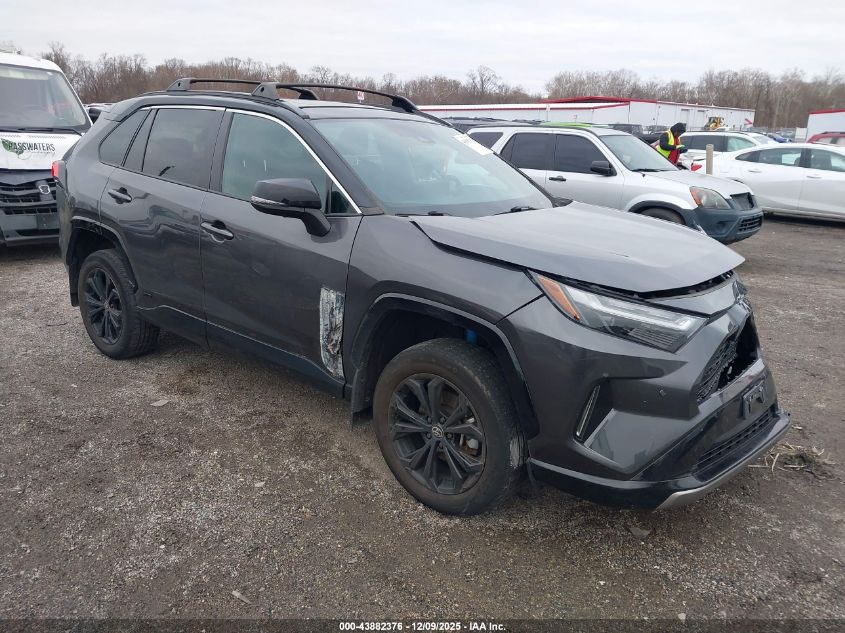 TOYOTA RAV4 HYBRID XSE