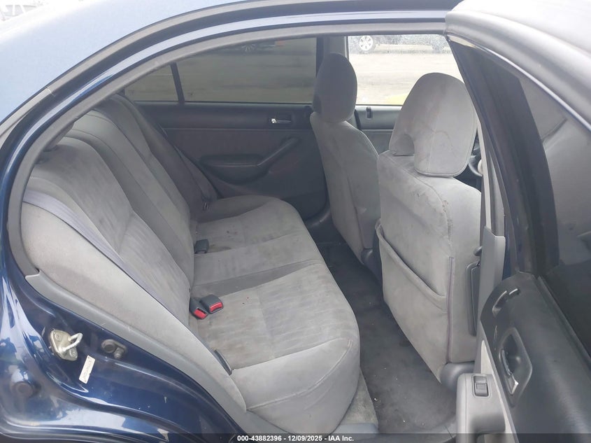 2HGES16634H616196 2004 HONDA CIVIC photo no. 8