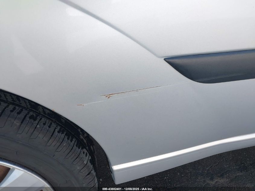 2004 Ford Focus Zx3 VIN: 3FAFP31Z24R128045 Lot: 43882401