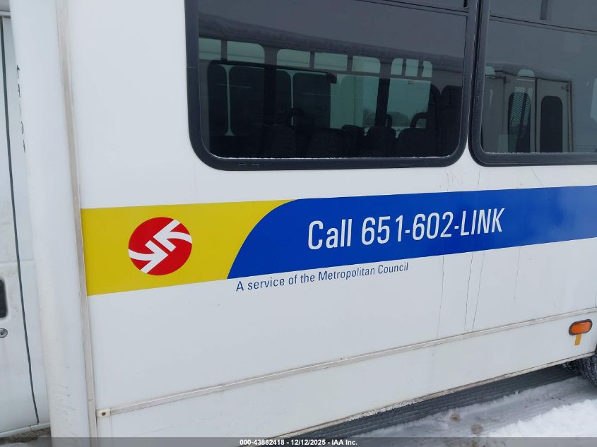 2018 Ford E-450 Cutaway VIN: 1FDFE4FS7JDC17367 Lot: 43882418