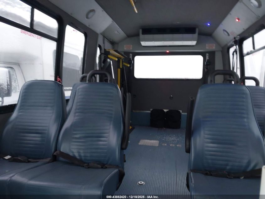 2018 Ford E-450 Cutaway VIN: 1FDFE4FS5JDC17447 Lot: 43882420