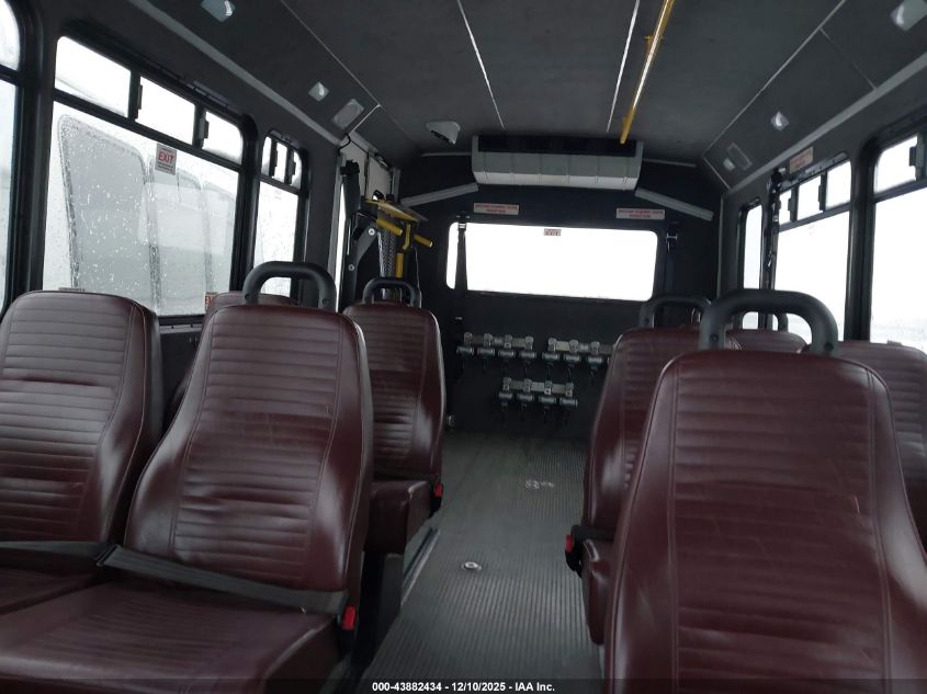 2018 Ford E-450 Cutaway VIN: 1FDFE4FSXJDC18612 Lot: 43882434