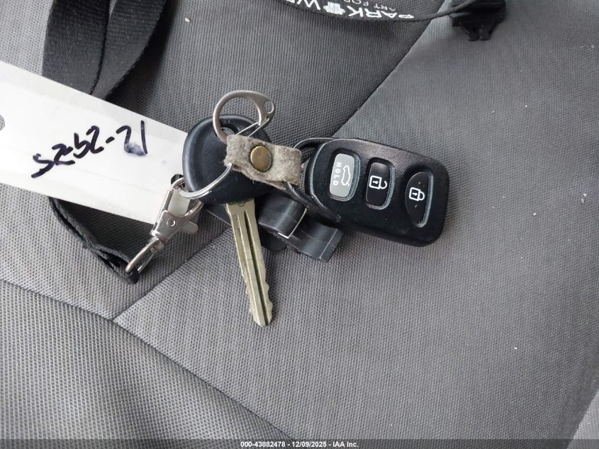 2013 Hyundai Elantra Gls VIN: 5NPDH4AE9DH272230 Lot: 43882478