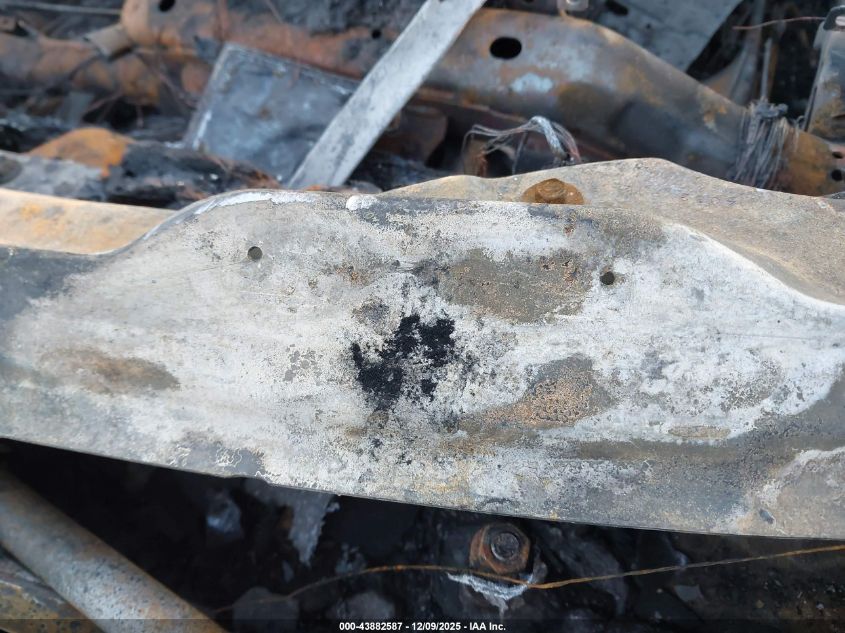 2015 Chevrolet Tahoe Lt VIN: 1GNSKBKC8FR130206 Lot: 43882587