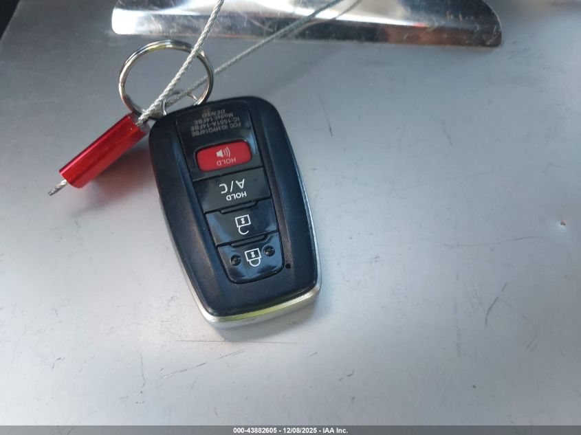 2017 Toyota Prius Prime Premium VIN: JTDKARFP2H3021277 Lot: 43882605