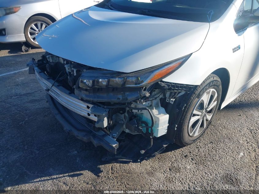 2017 Toyota Prius Prime Premium VIN: JTDKARFP2H3021277 Lot: 43882605
