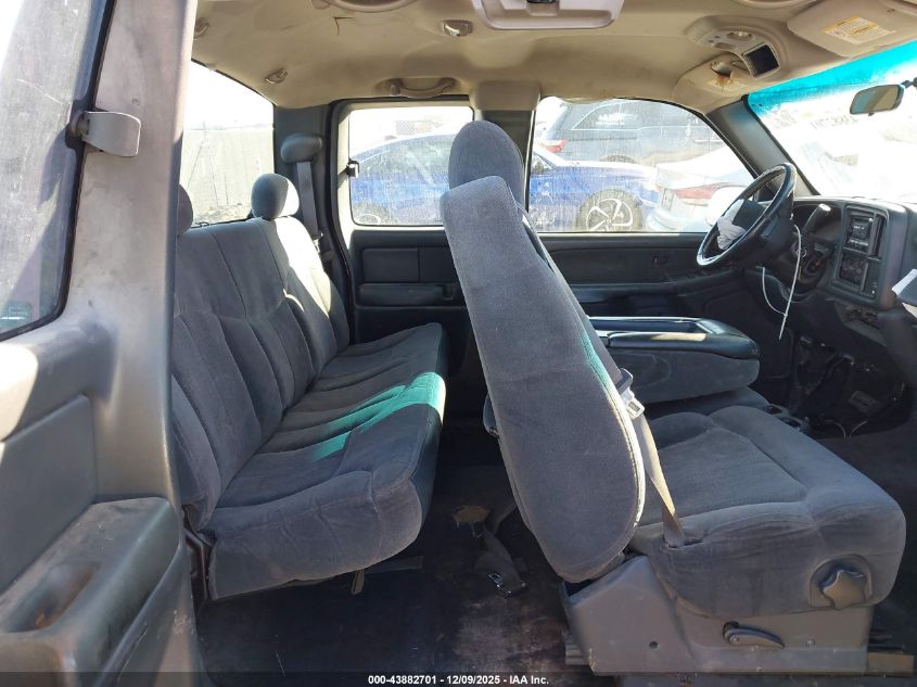 2002 Chevrolet Silverado 1500 Ls VIN: 2GCEC19V621139042 Lot: 43882701