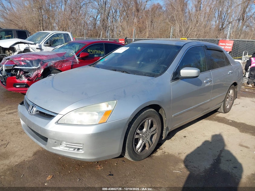 1HGCM56866A111202 2006 HONDA ACCORD photo no. 2