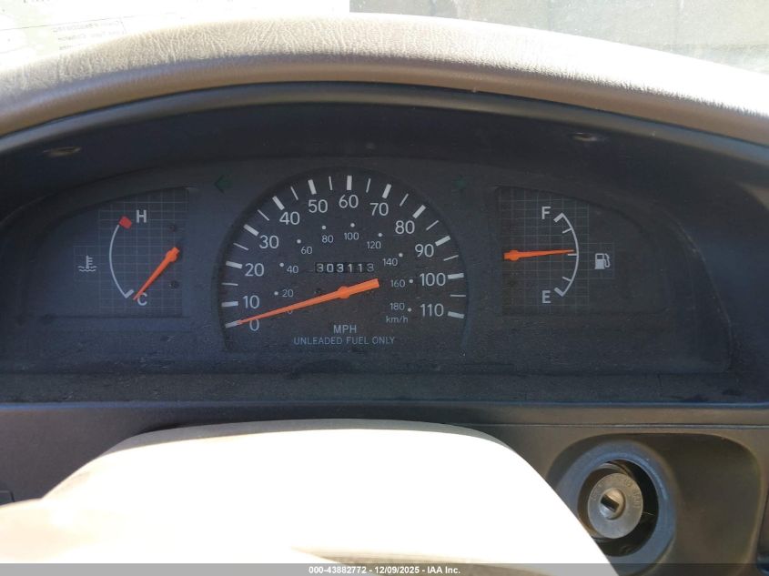 1999 Toyota Tacoma VIN: 4TANL42N5XZ510083 Lot: 43882772