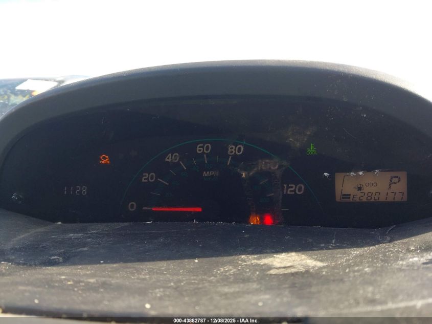 2008 Toyota Yaris VIN: JTDJT923685167498 Lot: 43882787