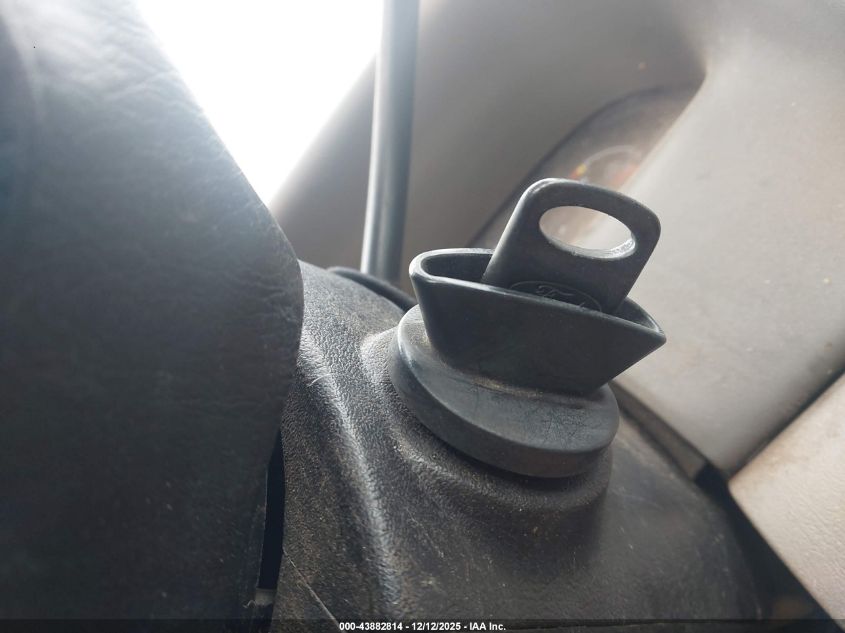 2003 Ford F-250 Xl/Xlt VIN: 1FTNF20LX3EB16114 Lot: 43882814