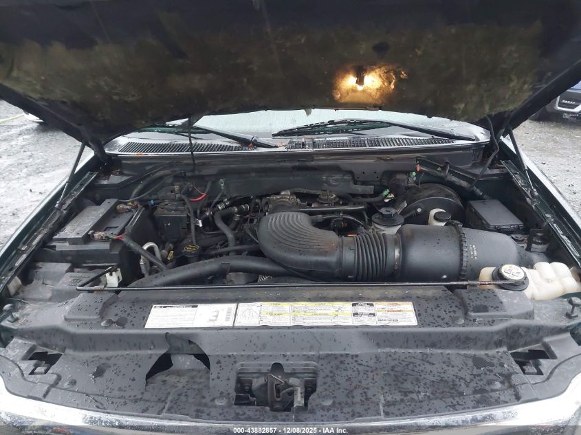 2001 Ford Expedition Xlt VIN: 1FMFU16L11LB00013 Lot: 43882857