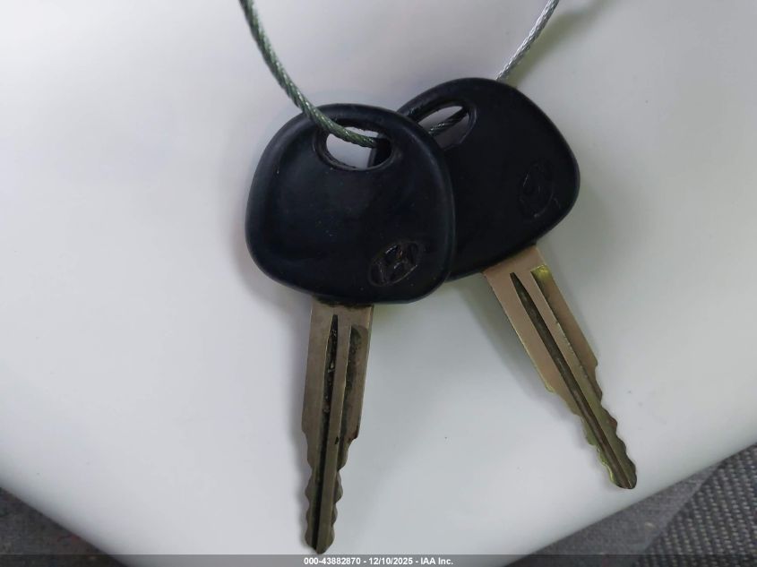 2000 Hyundai Accent Gl VIN: KMHCG45G9YU095115 Lot: 43882870