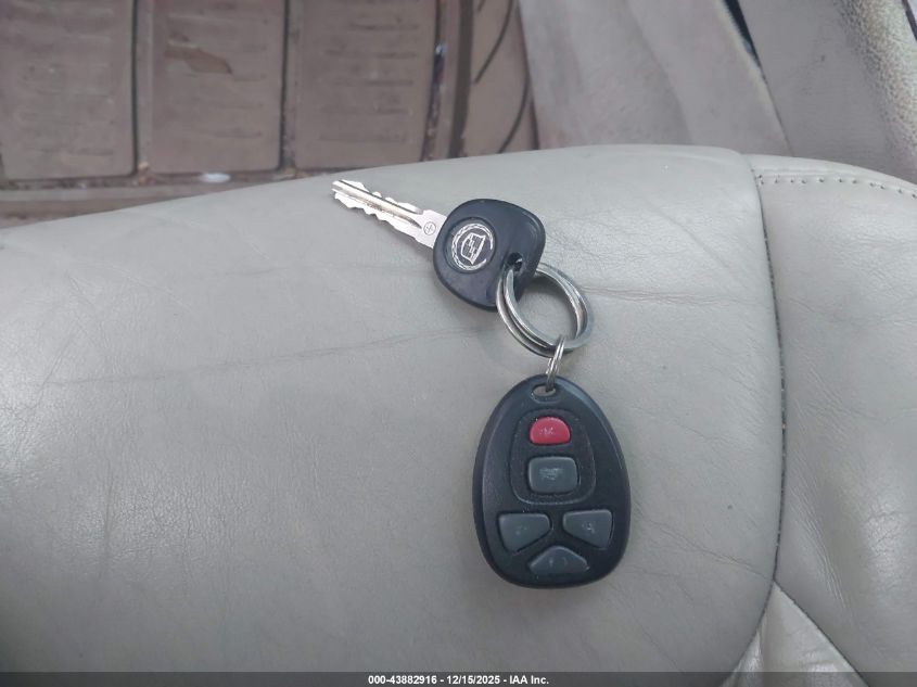 2006 Cadillac Dts Standard VIN: 1G6KD57Y16U104250 Lot: 43882916