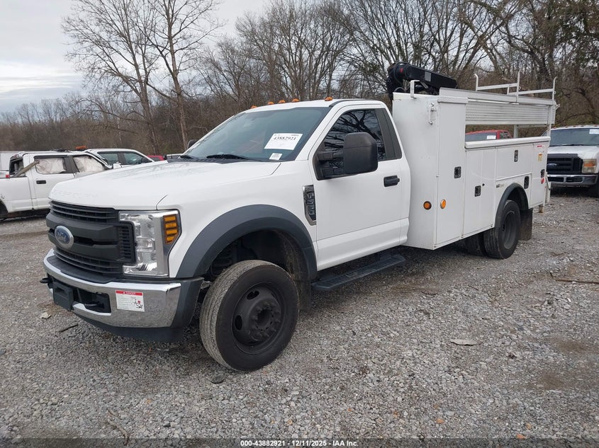 2019 Ford F-550 Chassis Xl