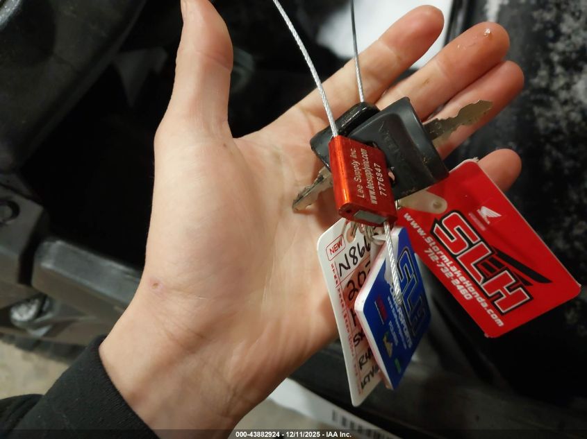 2024 Honda Sxs1000 M5 VIN: 1HFVE040XR4801600 Lot: 43882924