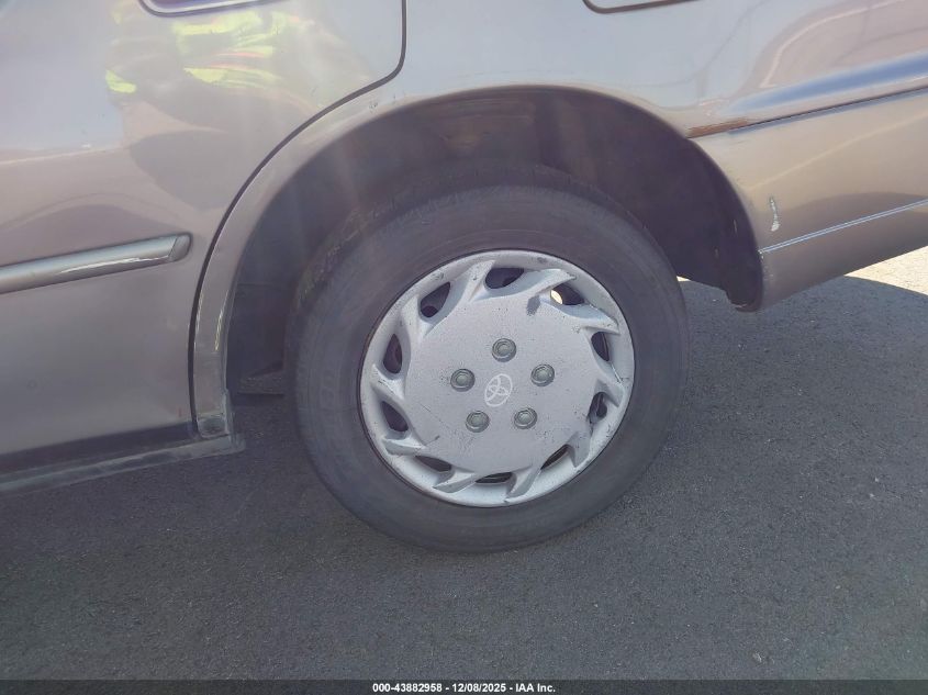 1996 Toyota Camry Dx/Le/Xle VIN: JT2BG12K4T0390641 Lot: 43882958