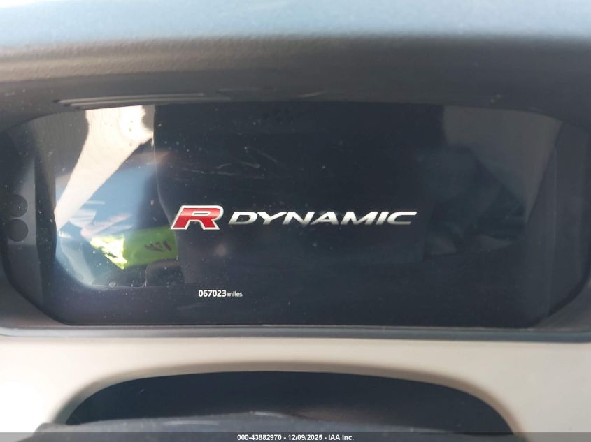 2018 Land Rover Range Rover Velar P380 Se R-Dynamic VIN: SALYL2RV0JA729477 Lot: 43882970