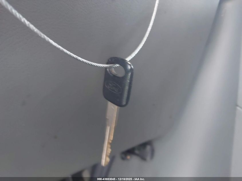 2004 Ford E-350 Super Duty Chateau/Xl/Xlt VIN: 1FBNE31L64HB13514 Lot: 43883045