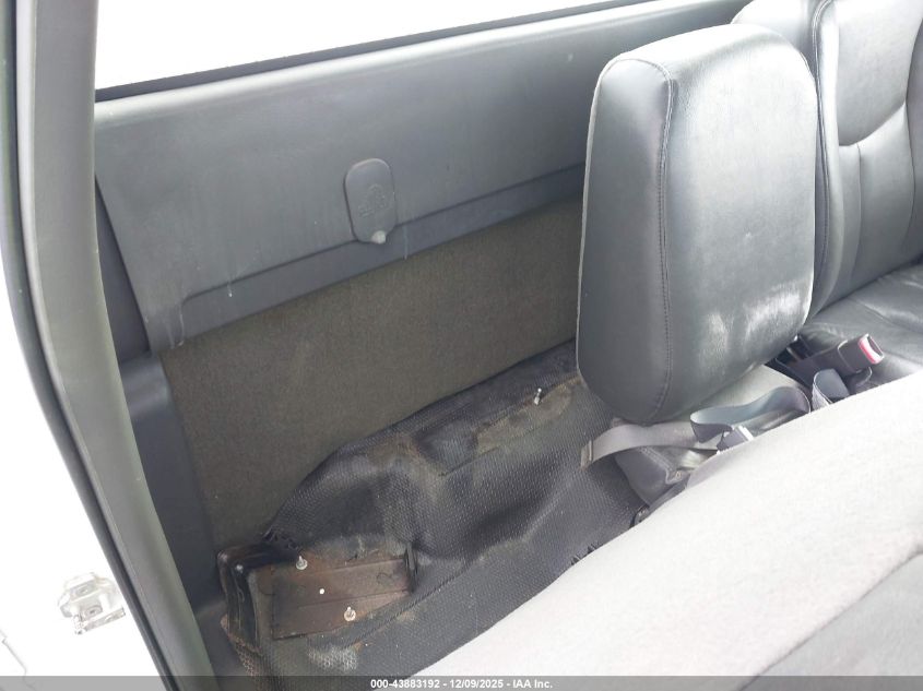 2006 GMC Sierra 1500 Work Truck VIN: 3GTEC14X76G215227 Lot: 43883192